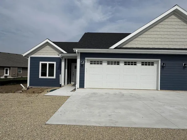 807 Vineyard Court, Cambridge, WI 53523