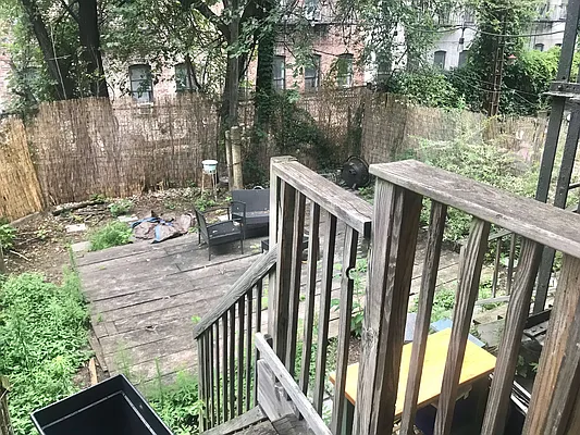 Rented by EXR | media 18