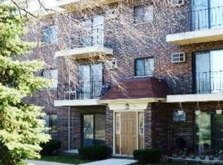 946 N Route 53 #G-N, Addison, IL 60101