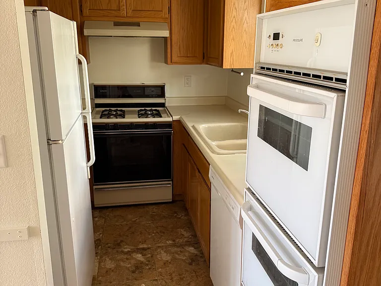 31920 Pine Cone Dr — Photo 5