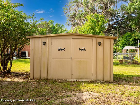 5th image of 108 Dogwood Dr