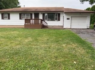 525 Wood Rd, Rochester, NY 14626