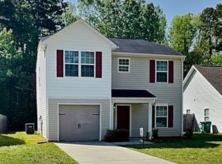 627 Stillgreen Ln, Charlotte, NC 28214