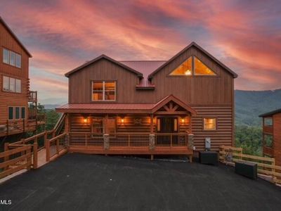 4113 Sherwood Heights Way, Pigeon Forge, TN, 37863