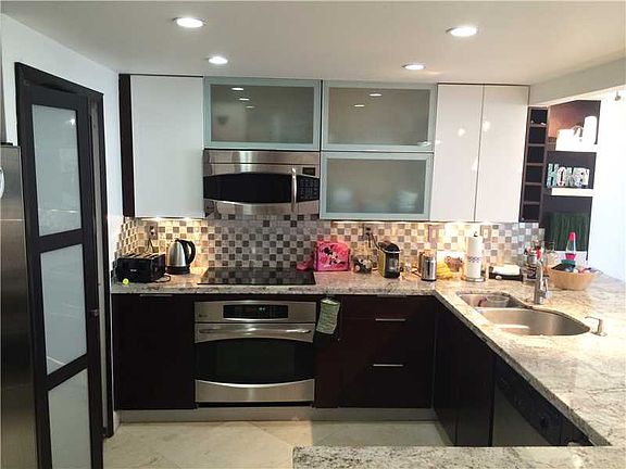 2nd image of 1915 Brickell Ave APT C1510