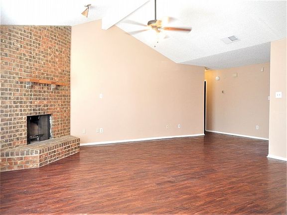 4th image of 6572 Bronze Leaf Dr