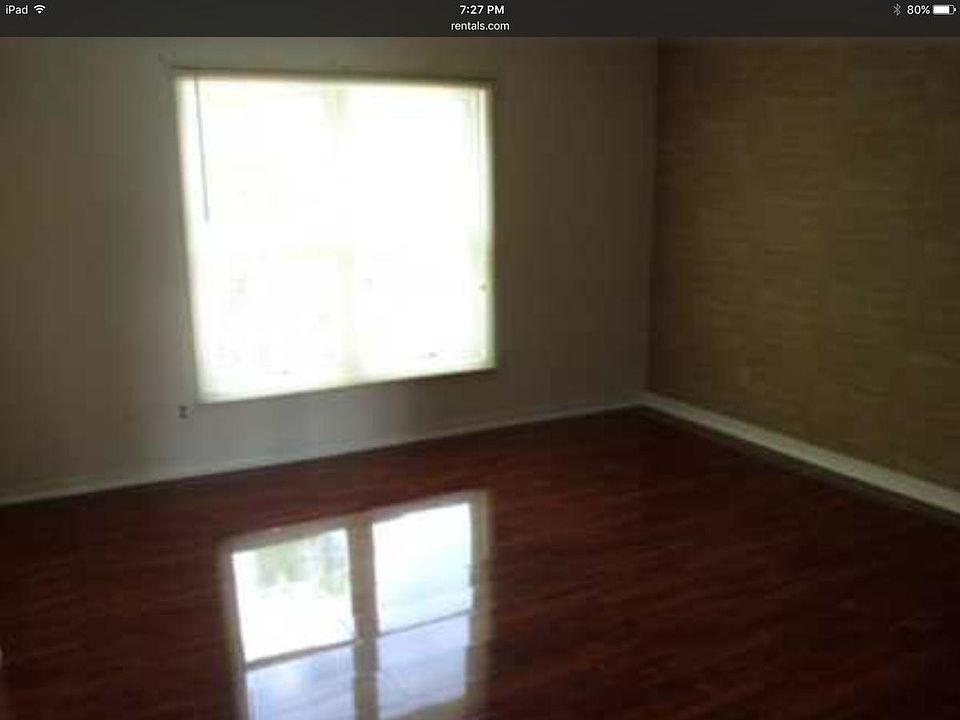1st image of 5201 Le Parc Dr #A-1