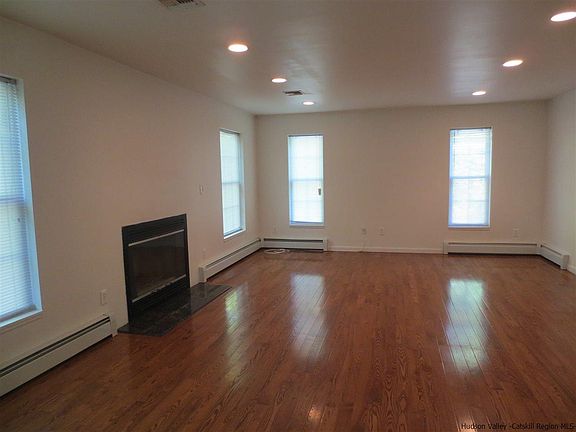 3rd image of 800 Milton Tpke