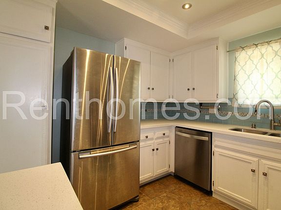 5th image of 1245 Marjorie Pl
