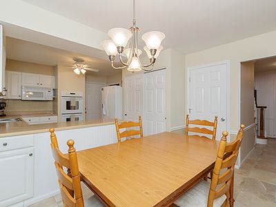 604 Travella Ct, Ballwin, MO, 63011