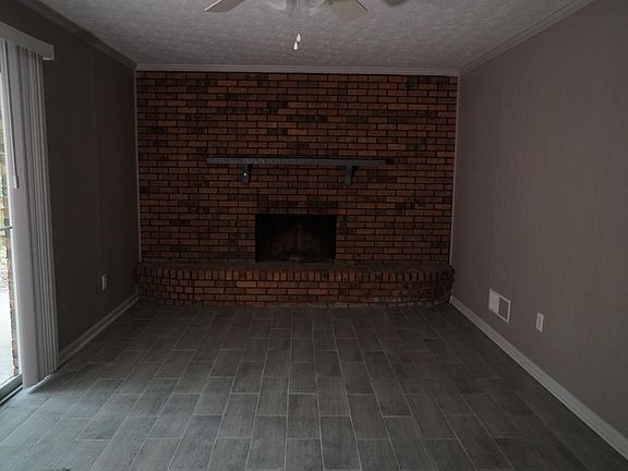 3rd image of 4907 Rock Haven Dr