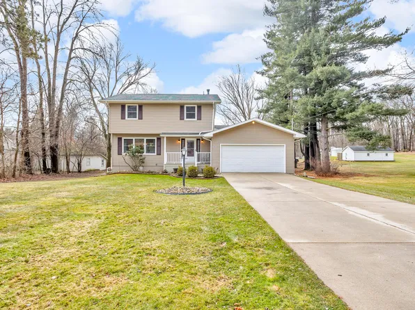 3327 Carlton Blvd, Jackson, MI 49203