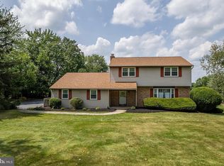 2300 Rickert Rd, Perkasie, PA 18944