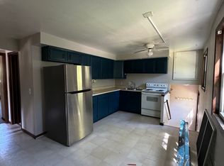 543 River St APT 2, Taylors Falls, MN 55084