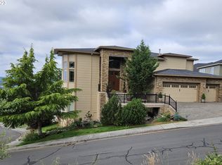 128 W Dogwood St, Washougal, WA 98671