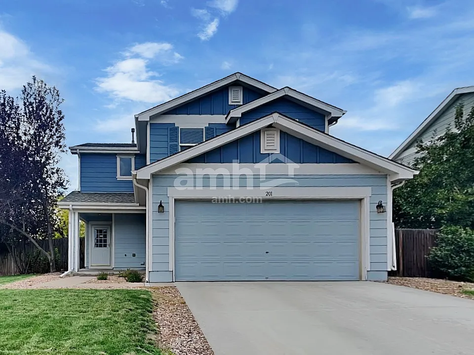 201 Stagecoach Ln
