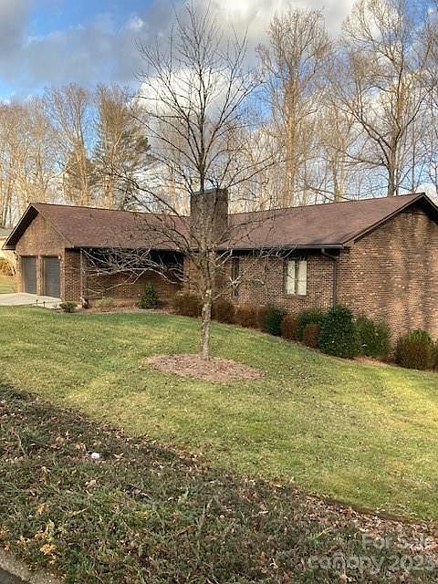 1st image of 110 Forest Dr