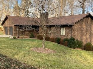110 Forest Dr, Wilkesboro, NC 28697