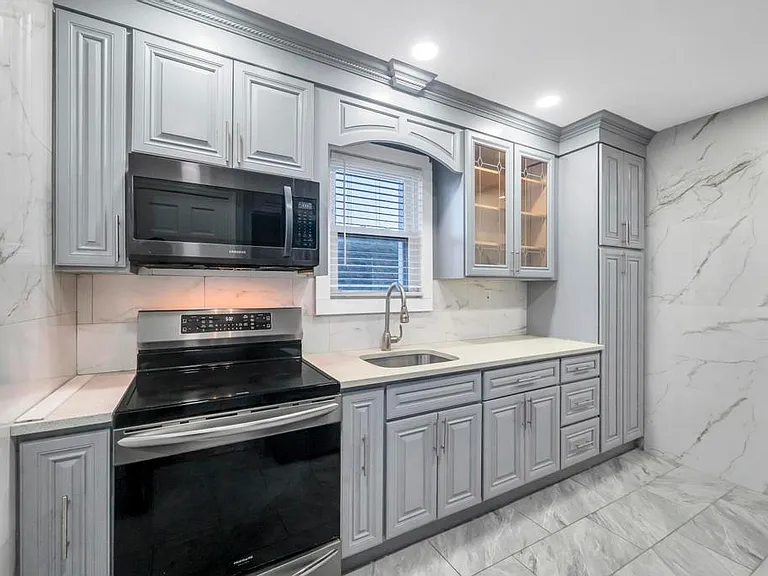 220 Grand Ave #1 — Photo 12