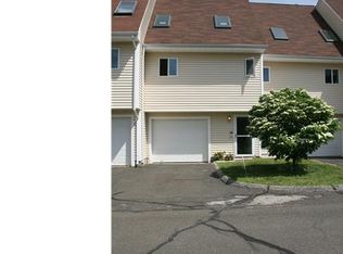 48 Stone Pond Rd, Tolland, CT 06084