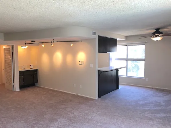 11168 Acama St APT 5, North Hollywood, CA 91602