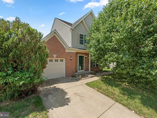 3 Bluecrab Ct, Baltimore, MD 21219