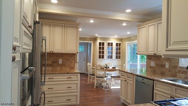 1st image of 19 Briar Ct