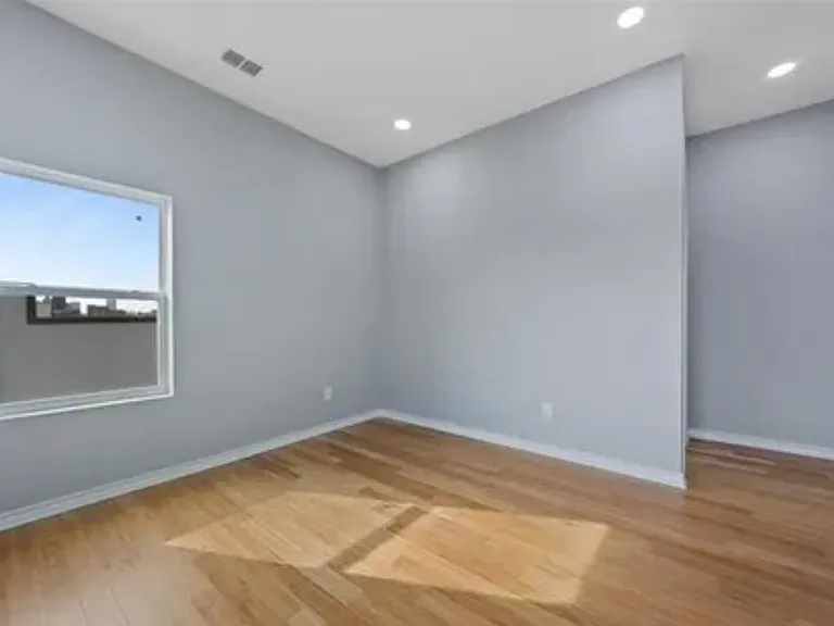 4633 Virginia Ave #101 — Photo 20