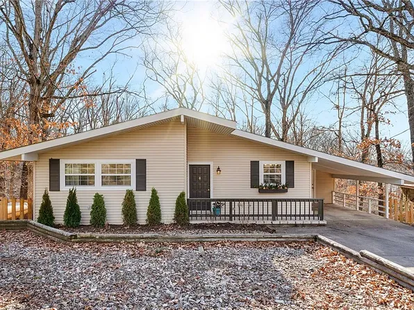 7 Cummings Ln, Bella Vista, AR 72715