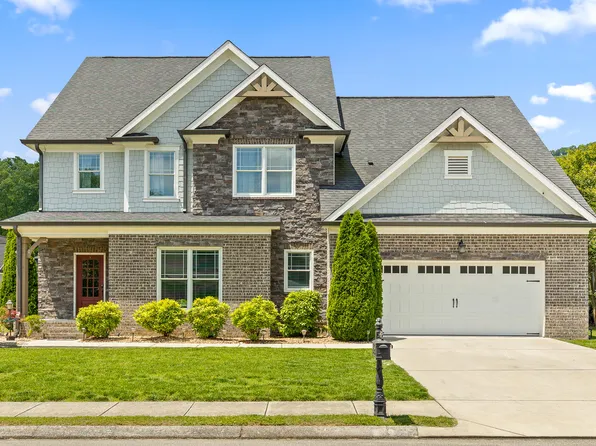 596 Clear Canyon Dr, Hixson, TN 37343