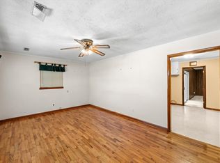 217 Meadow Ln, Sweetwater, TN 37874