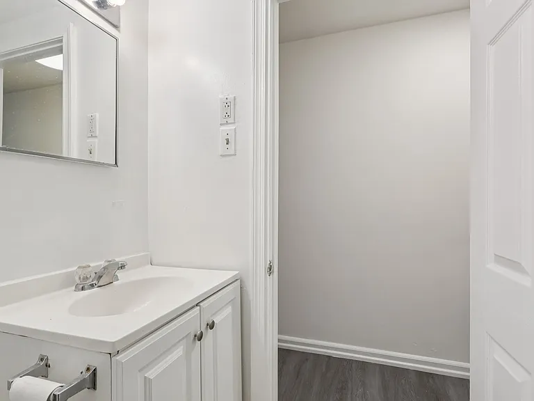 Springfield Green Apartments — Photo 62