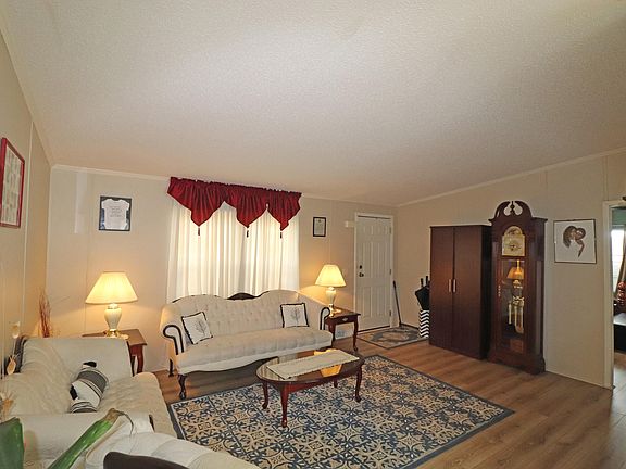 4th image of 12437 Selma Rd