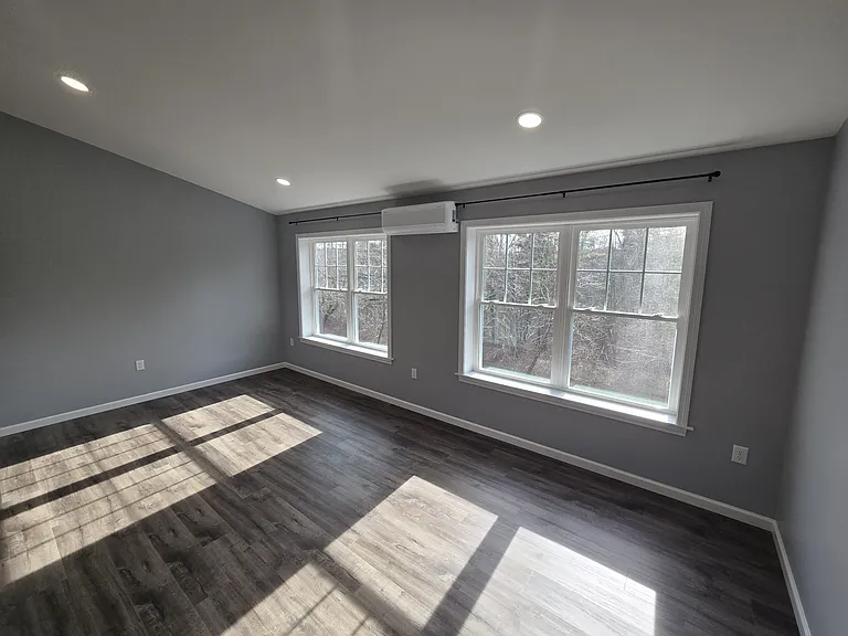 1554 Main Rd — Photo 11