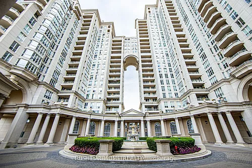 2285 Lake Shore Blvd W Photo 1