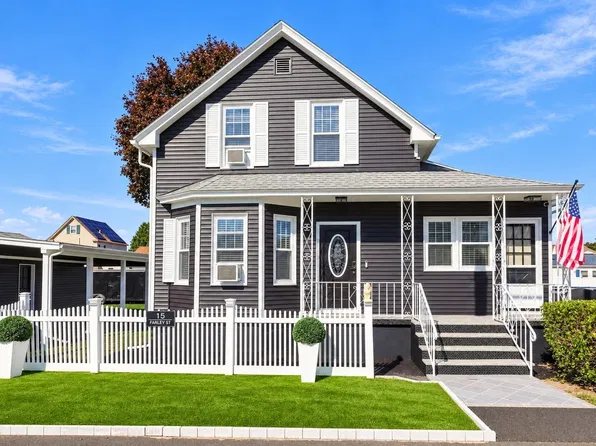 15 Farley St, Methuen, MA 01844