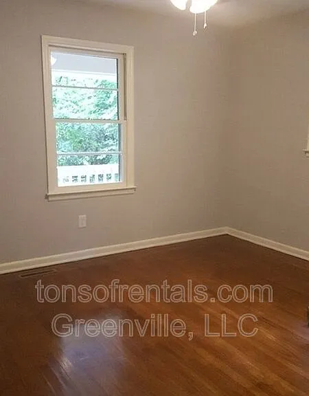 366 Ammons Rd #B — Photo 3