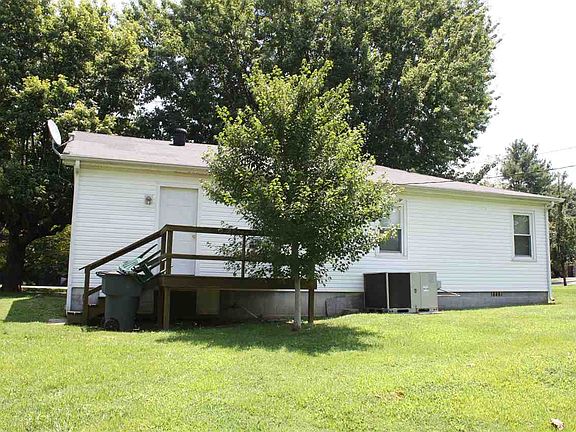 3rd image of 608 Anderson St