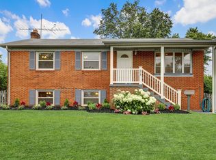 9718 King George Dr, Manassas, VA 20109