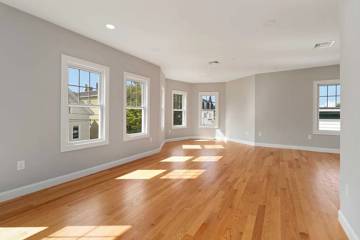Building Photo - 20 Alston St #20