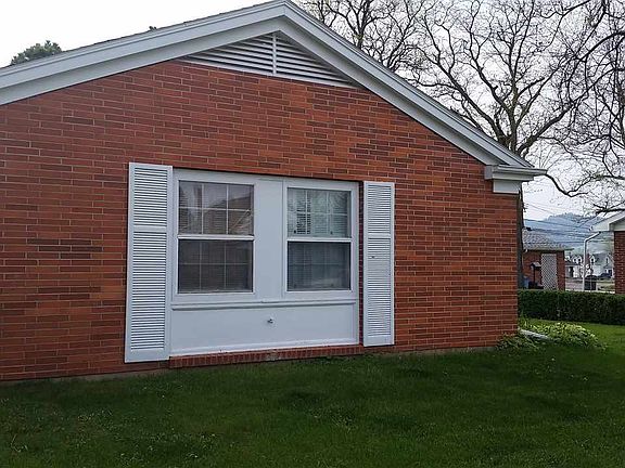 4th image of 1345 Davenport St
