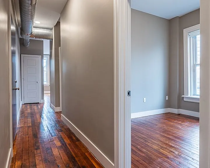 245 King Ave — Photo 36