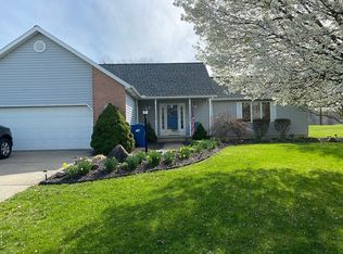 14077 Hidden Ln, Grafton, OH 44044