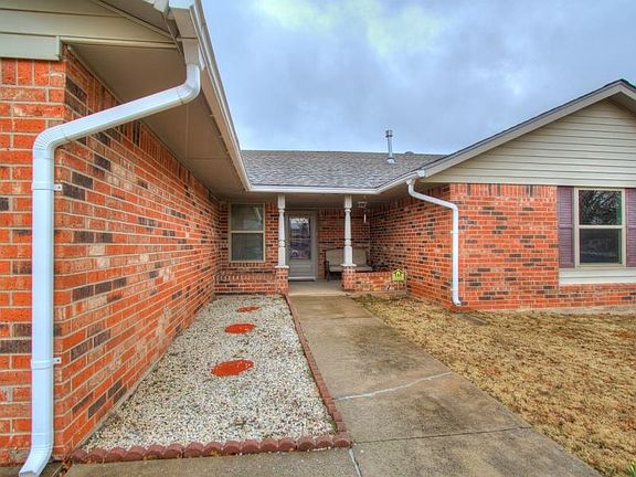2nd image of 917 Mabel C Fry Blvd