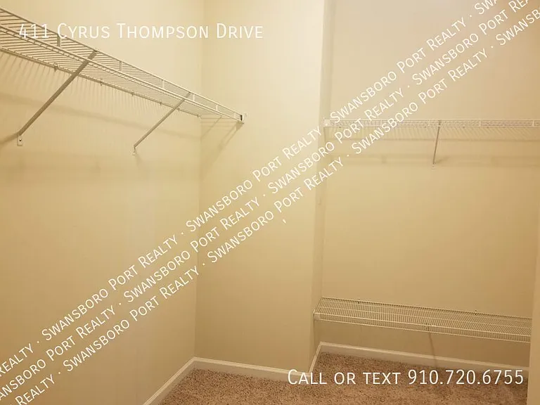 411 Cyrus Thompson Dr — Photo 27
