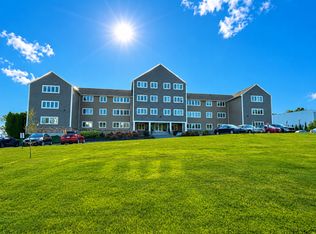36 Dunham Rd APT 110, Beverly, MA 01915