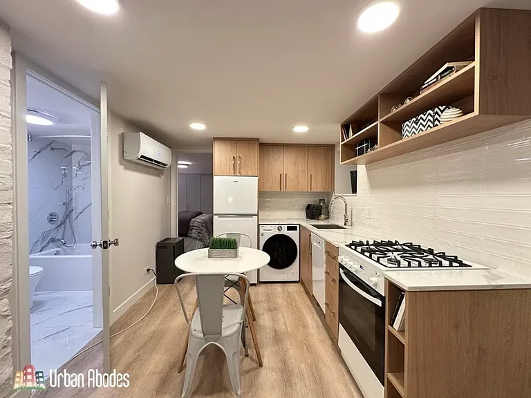 1015 N California Ave #GR — Photo 5