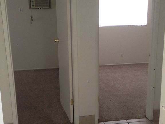 5th image of 149 W Buena Vista St APT D