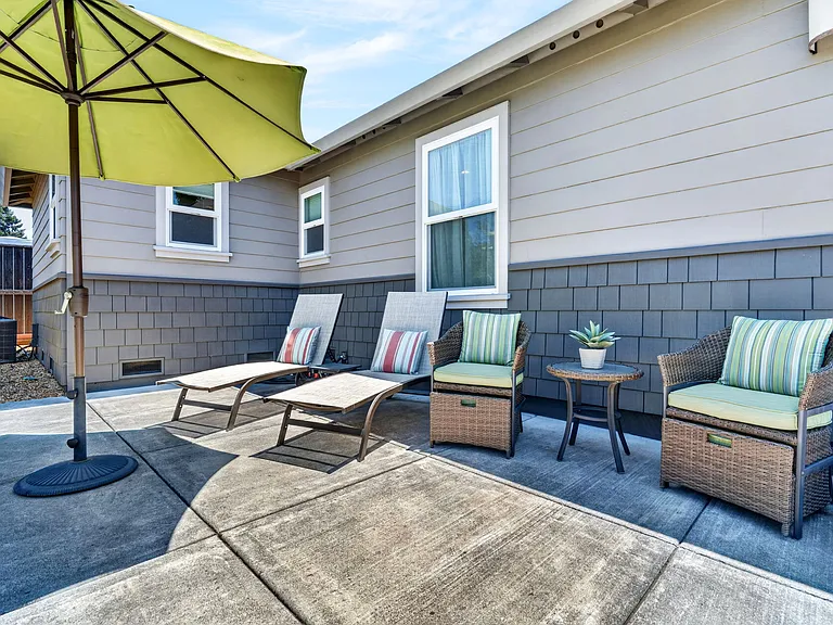 2613 Village Side Dr — Photo 30