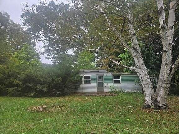 4th image of 312 Lackawanna Ave